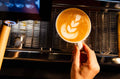 Espresso, Cappuccino & Co. - italienische Kaffeerezepte mit Milchschaum